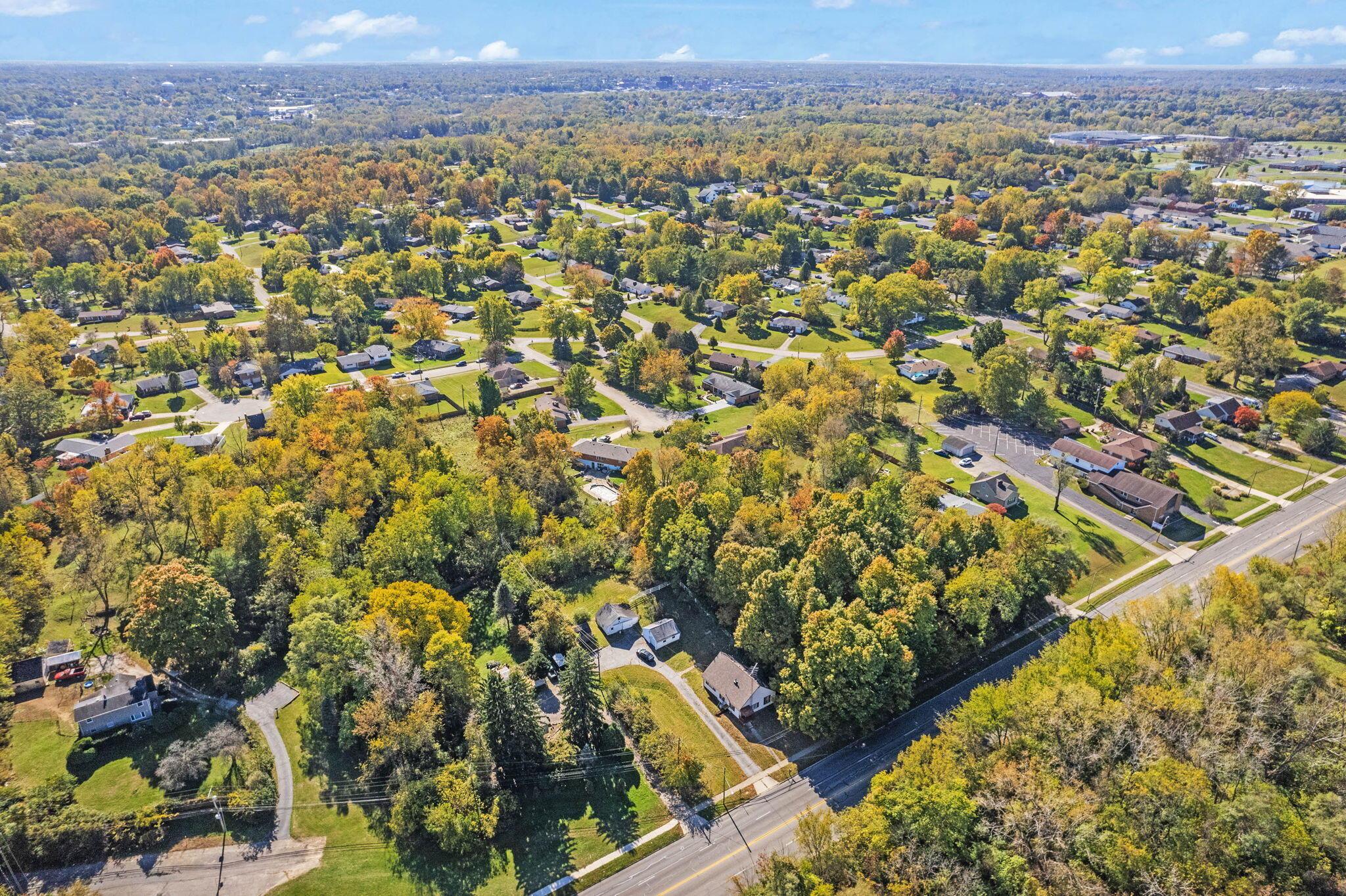 1629 East Home Road Springfield, OH 45503 - Photo 9 of 61 59-web-or-mls-DJI_0024