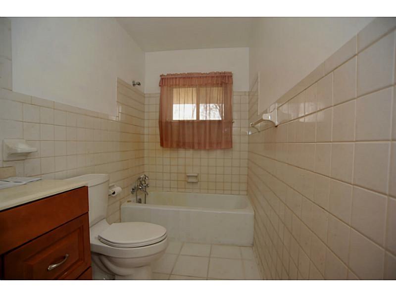 6267 Lafayette Road Indianapolis, IN 46278 - Photo 17 of 23 Gallery Image 17