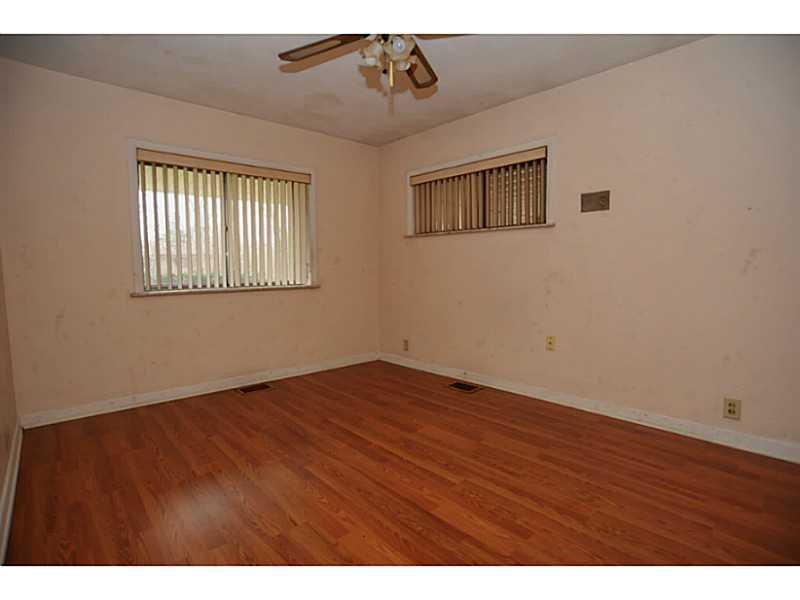 6267 Lafayette Road Indianapolis, IN 46278 - Photo 18 of 23 Gallery Image 18