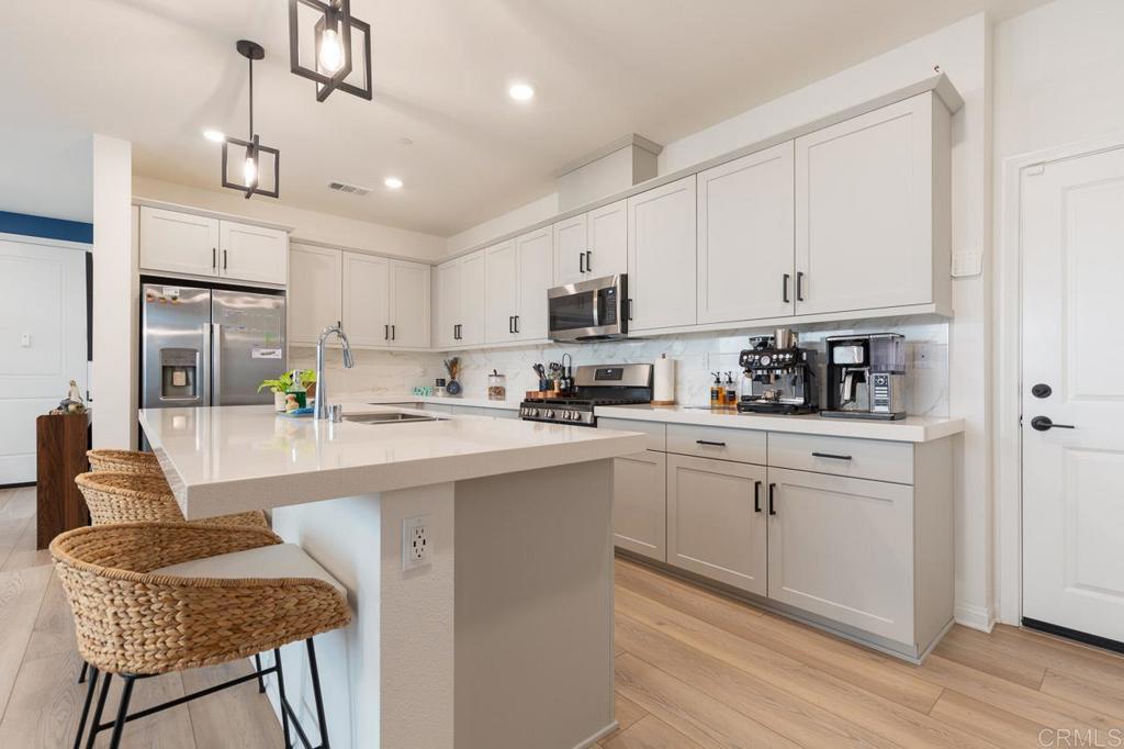 2262 Trevi Circle Chula Vista, CA 91913 - Photo 4 of 25