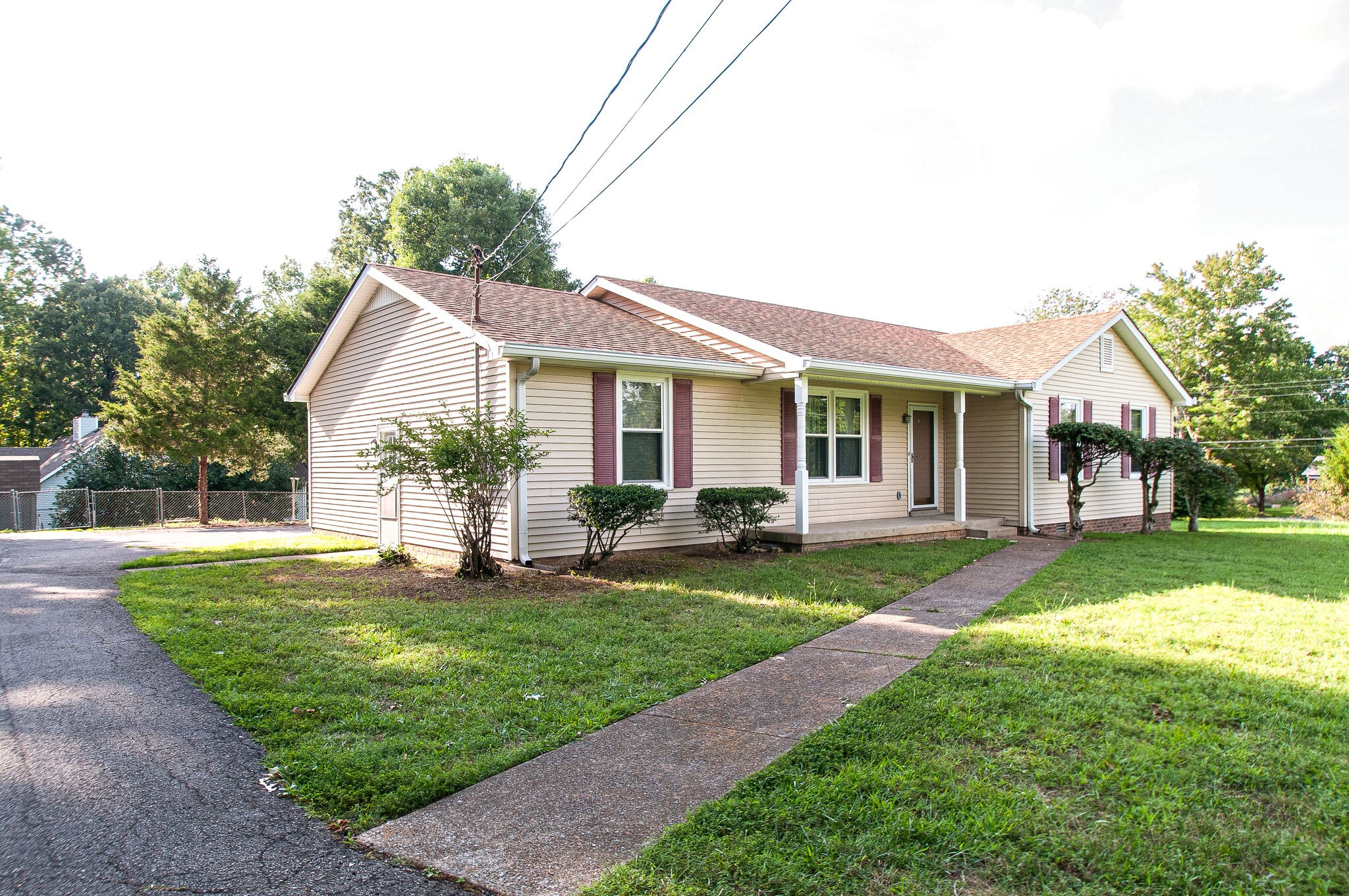 226 Old Columbia Road Dickson, TN 37055 - Photo 2 of 33 a front view of a house with a yard