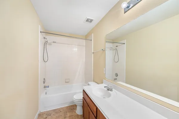 $2,450 | 10003 Lynette Falls Drive, Houston, TX 77095