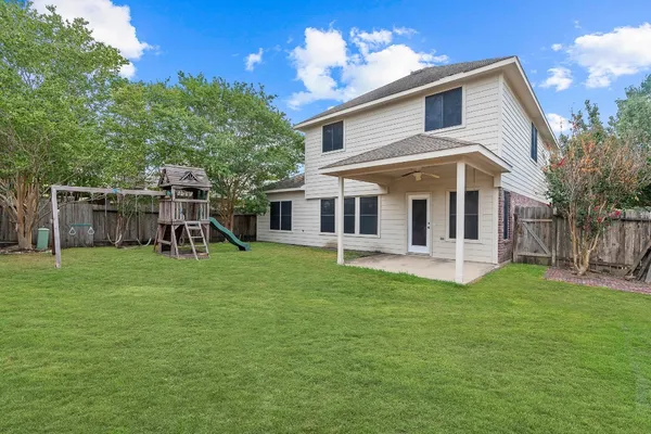 $2,450 | 10003 Lynette Falls Drive, Houston, TX 77095
