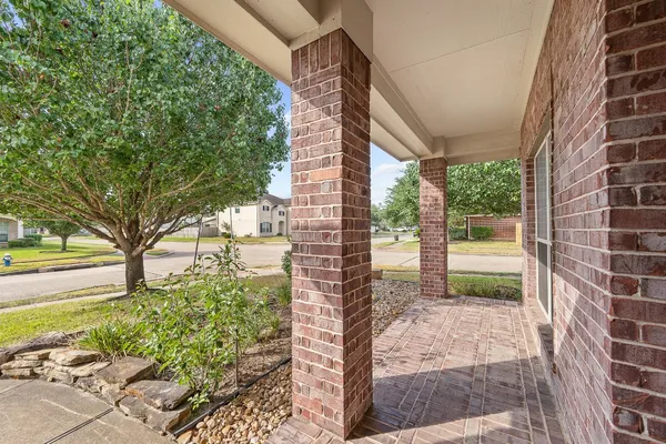 $2,450 | 10003 Lynette Falls Drive, Houston, TX 77095