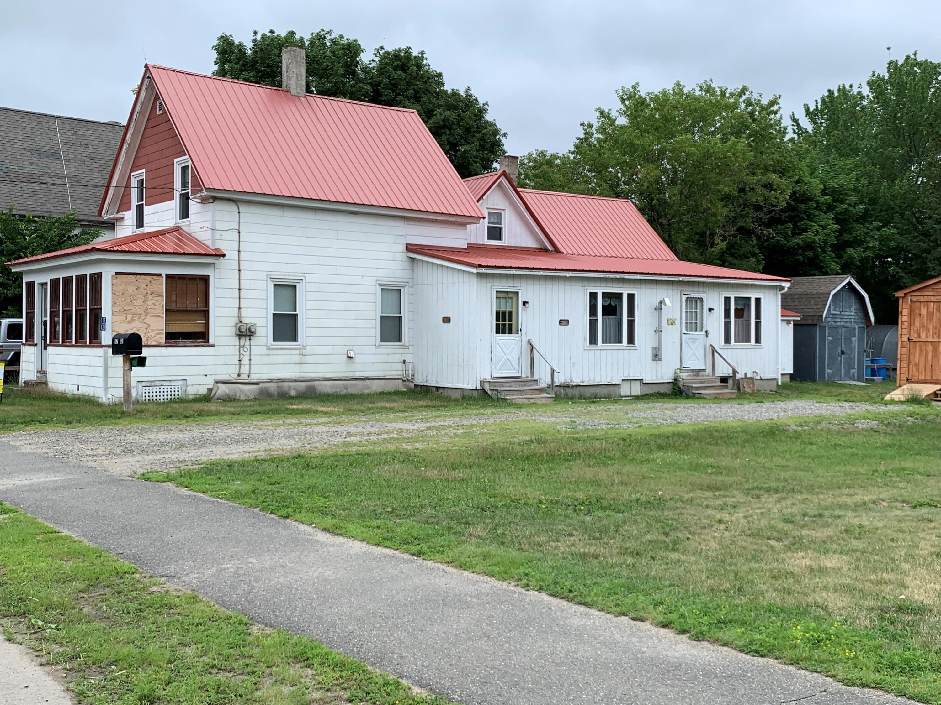 121 Congress Street Millinocket, ME 04462 - Photo 2 of 20 121 congress st