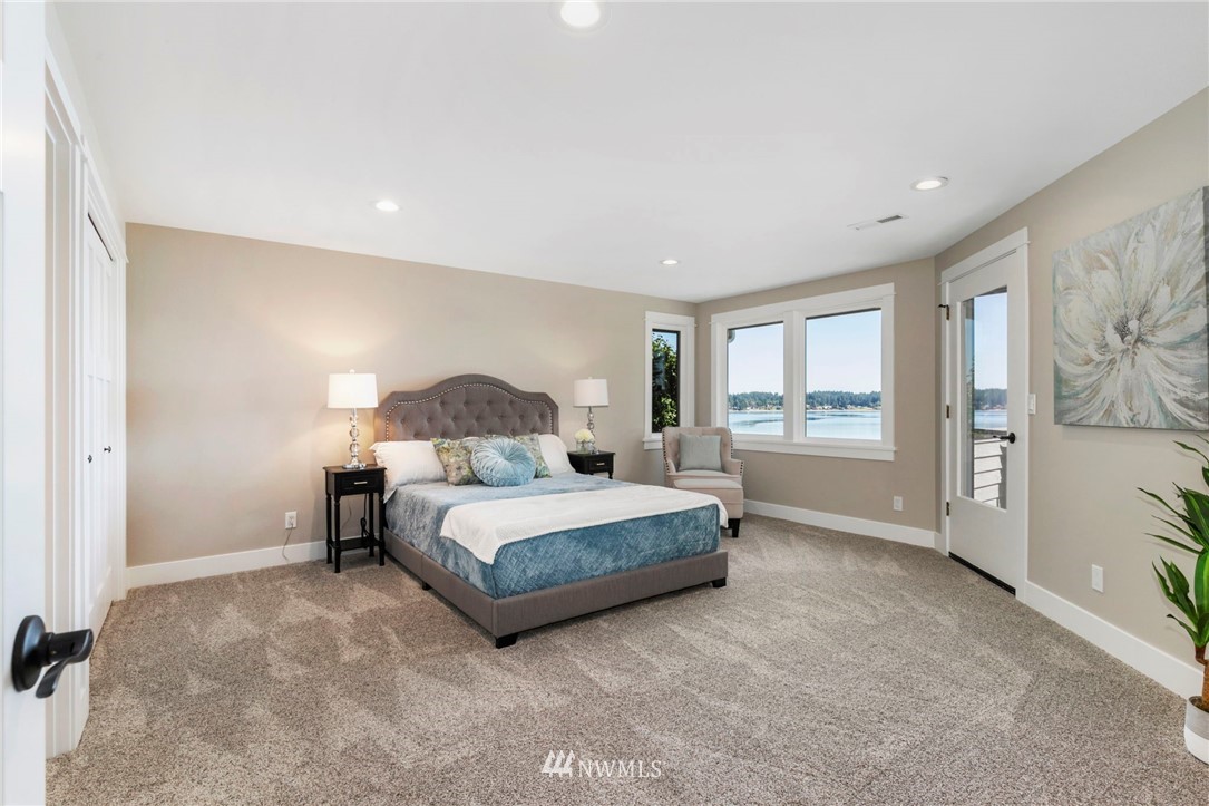4015 Erlands Point Road Northwest Bremerton, WA 98312 - Photo 26 of 38 Gallery Image 26