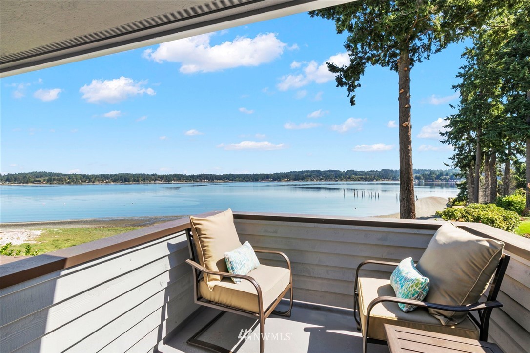 4015 Erlands Point Road Northwest Bremerton, WA 98312 - Photo 28 of 38 Gallery Image 28