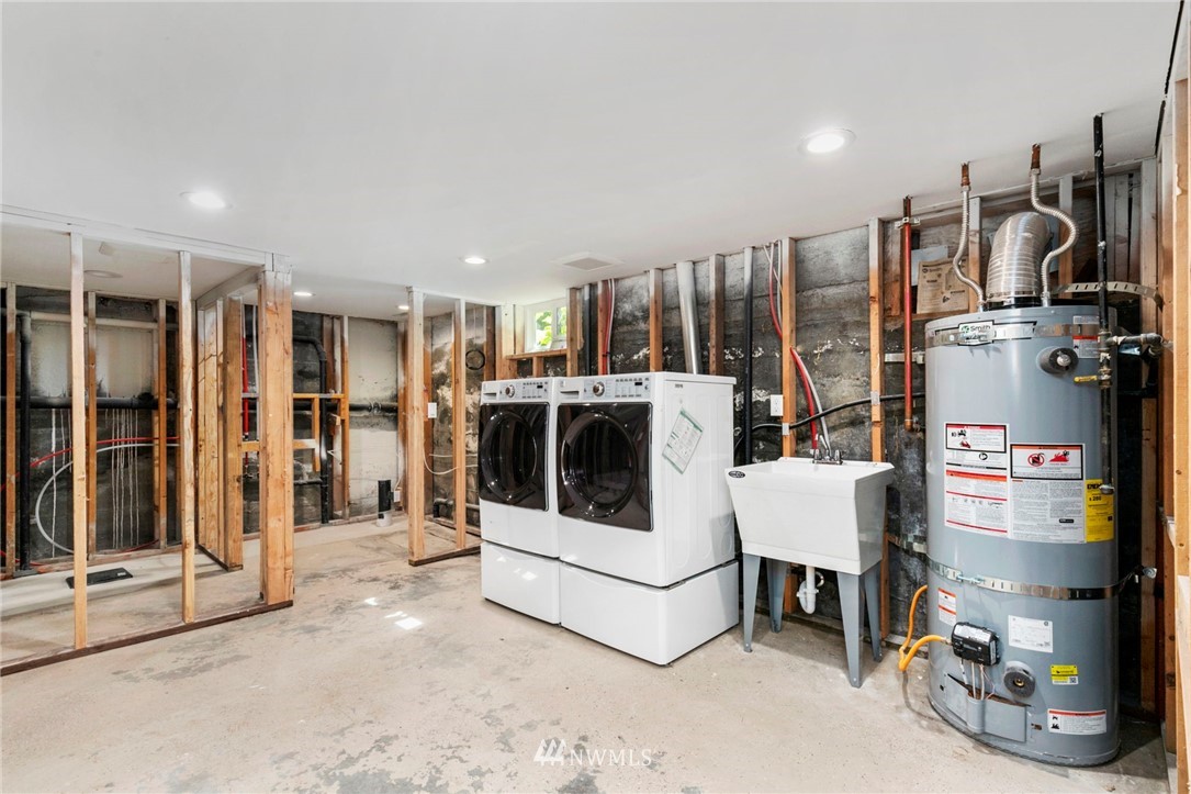 4015 Erlands Point Road Northwest Bremerton, WA 98312 - Photo 33 of 38 Gallery Image 33