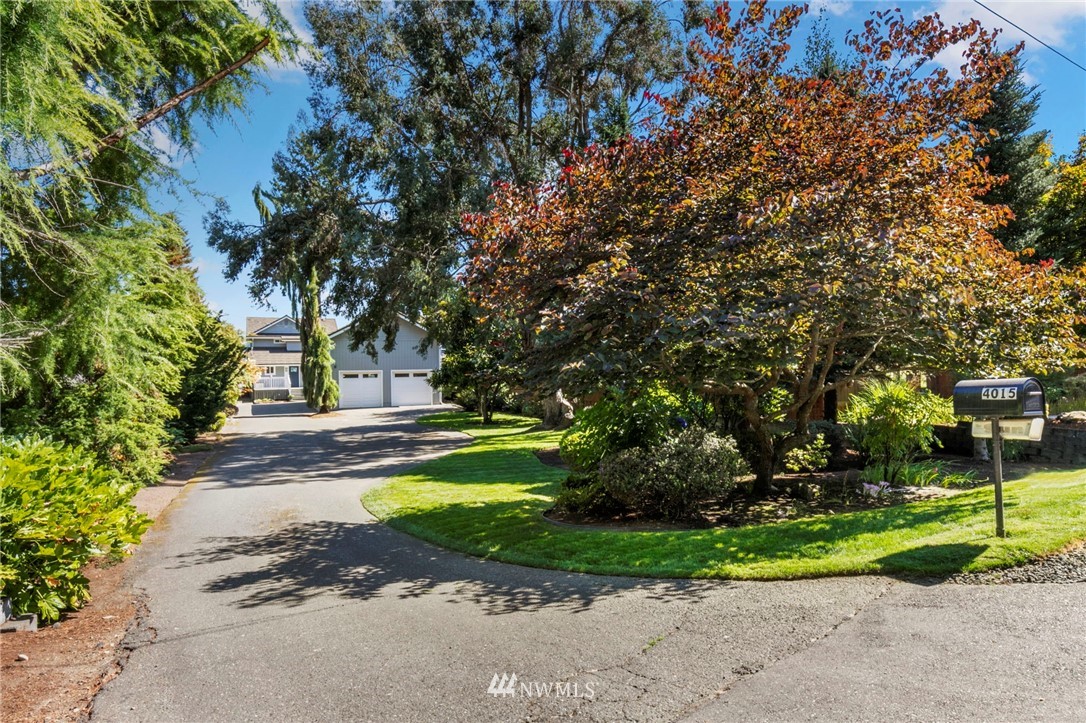 4015 Erlands Point Road Northwest Bremerton, WA 98312 - Photo 10 of 38 Gallery Image 10