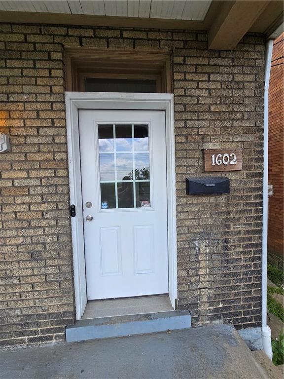 1602 Fallowfield Avenue Pittsburgh, PA 15216 - Photo 2 of 37
