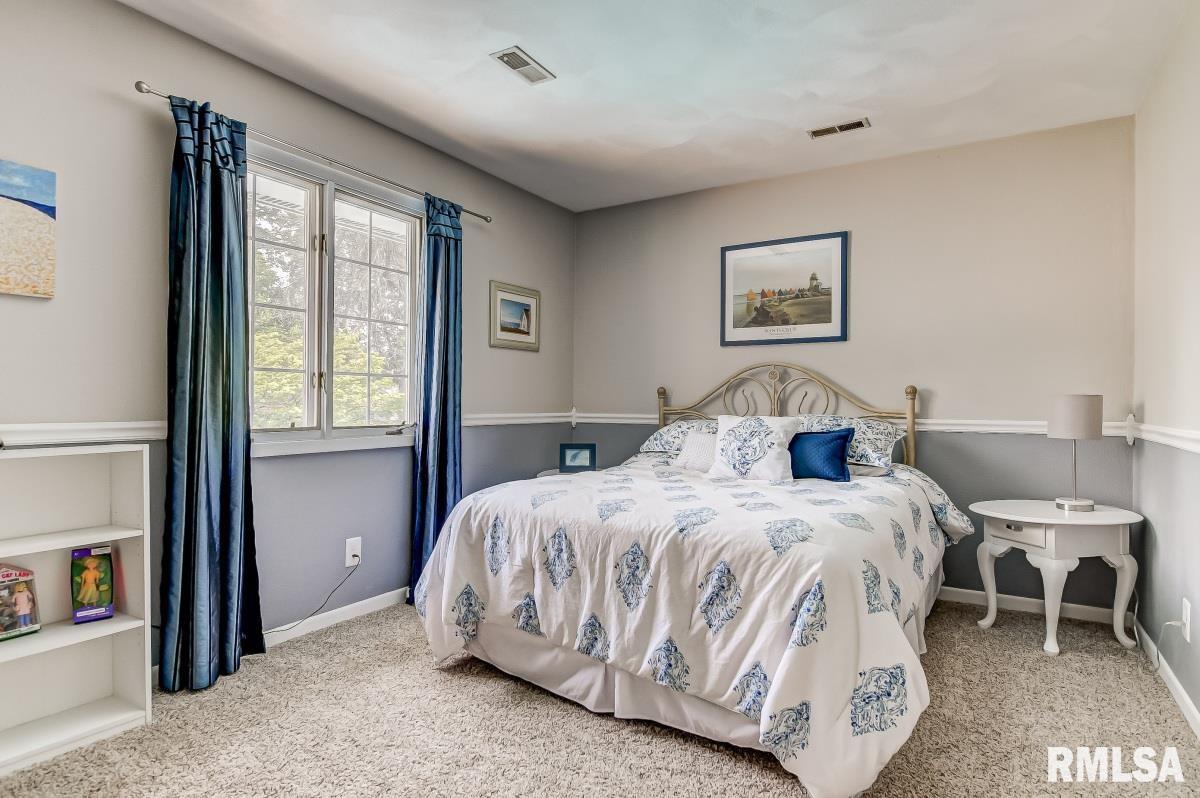 2543 Lindsay Road Springfield, IL 62704 - Photo 26 of 44 Gallery Image 26