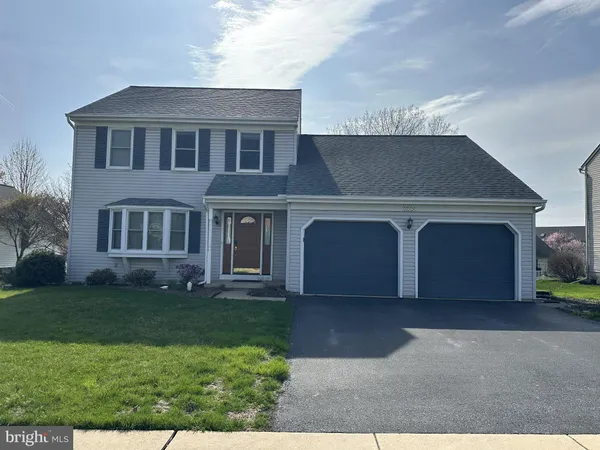 $2,750 | 316 Laurel Oak Lane, Lancaster, PA 17602