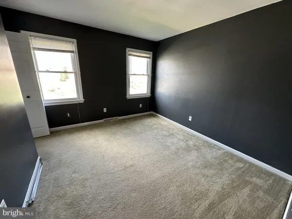 $2,750 | 316 Laurel Oak Lane, Lancaster, PA 17602