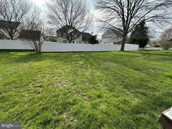 $2,750 | 316 Laurel Oak Lane, Lancaster, PA 17602