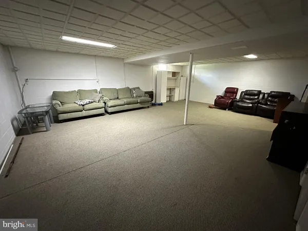 $2,750 | 316 Laurel Oak Lane, Lancaster, PA 17602