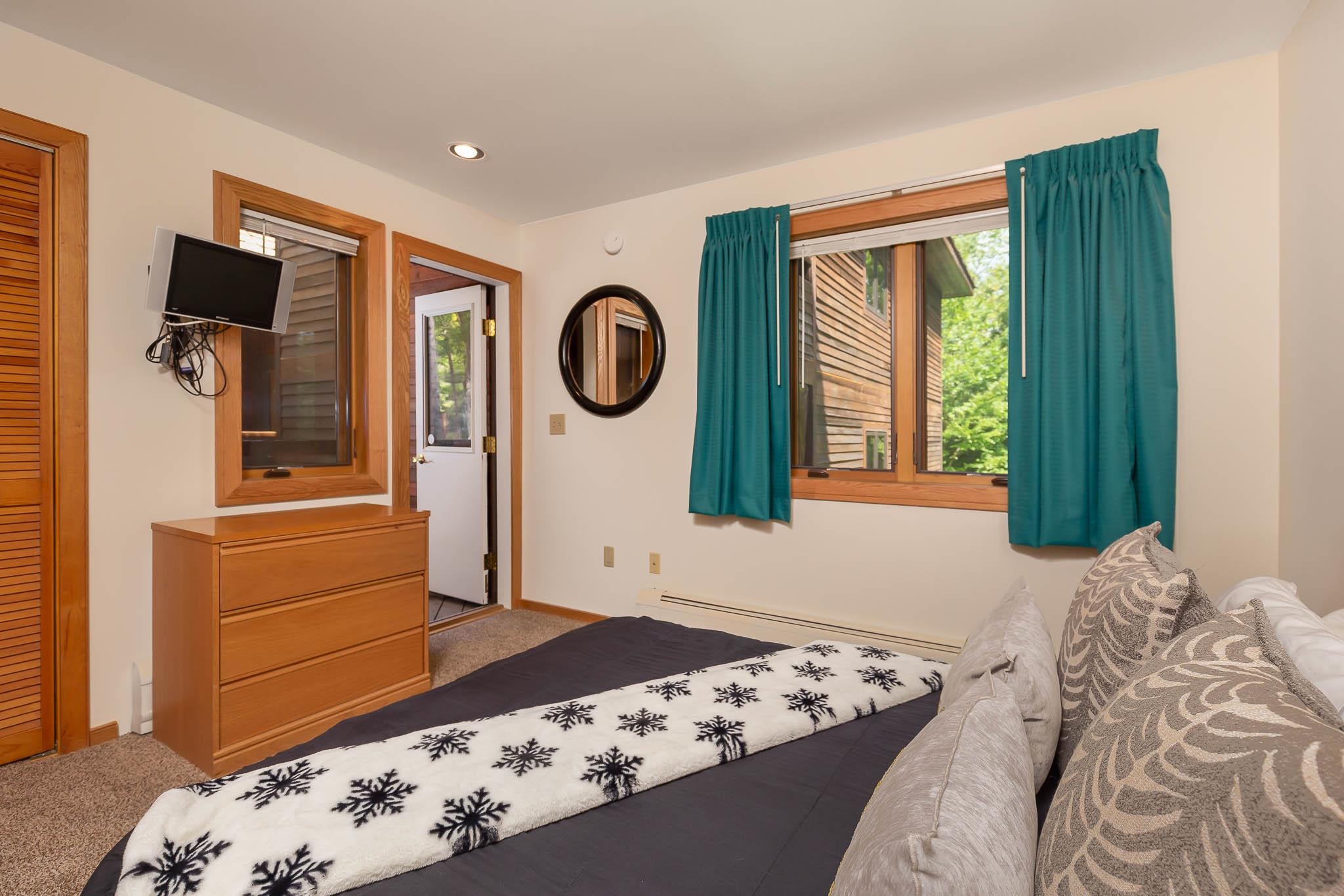180 High Ridge Road, Unit J2 Killington, VT 05751 - Photo 15 of 43