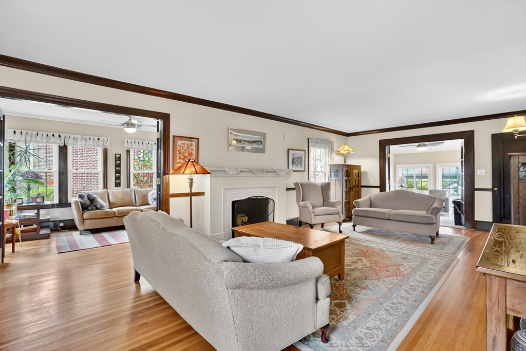 146 Bellevue Avenue Springfield, MA 01108 - Photo 14 of 42