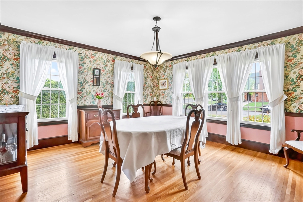 146 Bellevue Avenue Springfield, MA 01108 - Photo 18 of 42