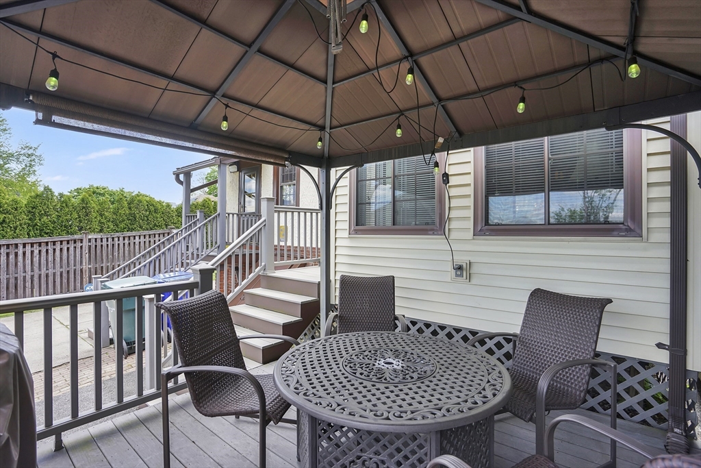 146 Bellevue Avenue Springfield, MA 01108 - Photo 9 of 42