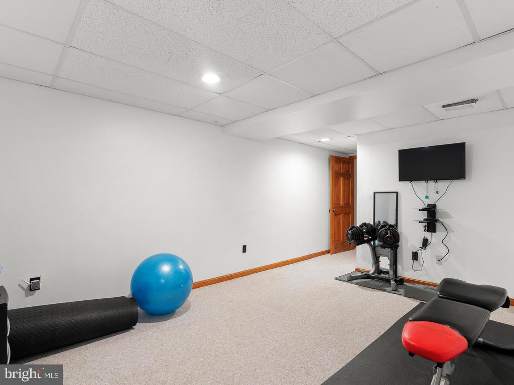 18122 Cashell Road Rockville, MD 20853 - Photo 33 of 58 Gallery Image 33