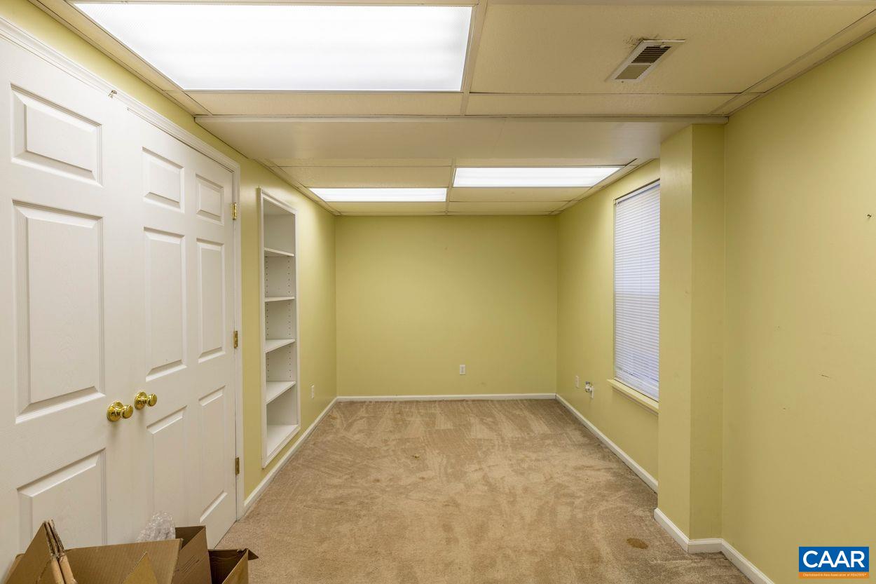 212 Petunia Road Ruckersville, VA 22968 - Photo 16 of 32 a view of a small space
