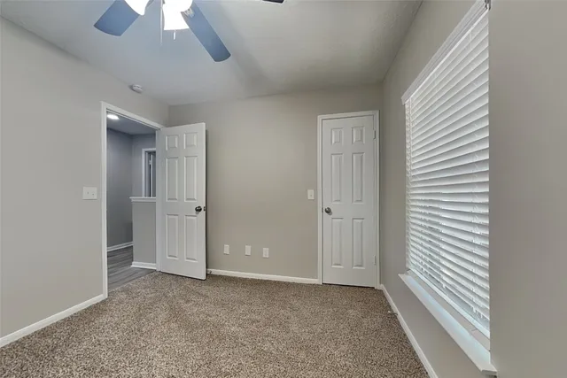 $2,145 | 5 Regency Court, Conroe, TX 77304