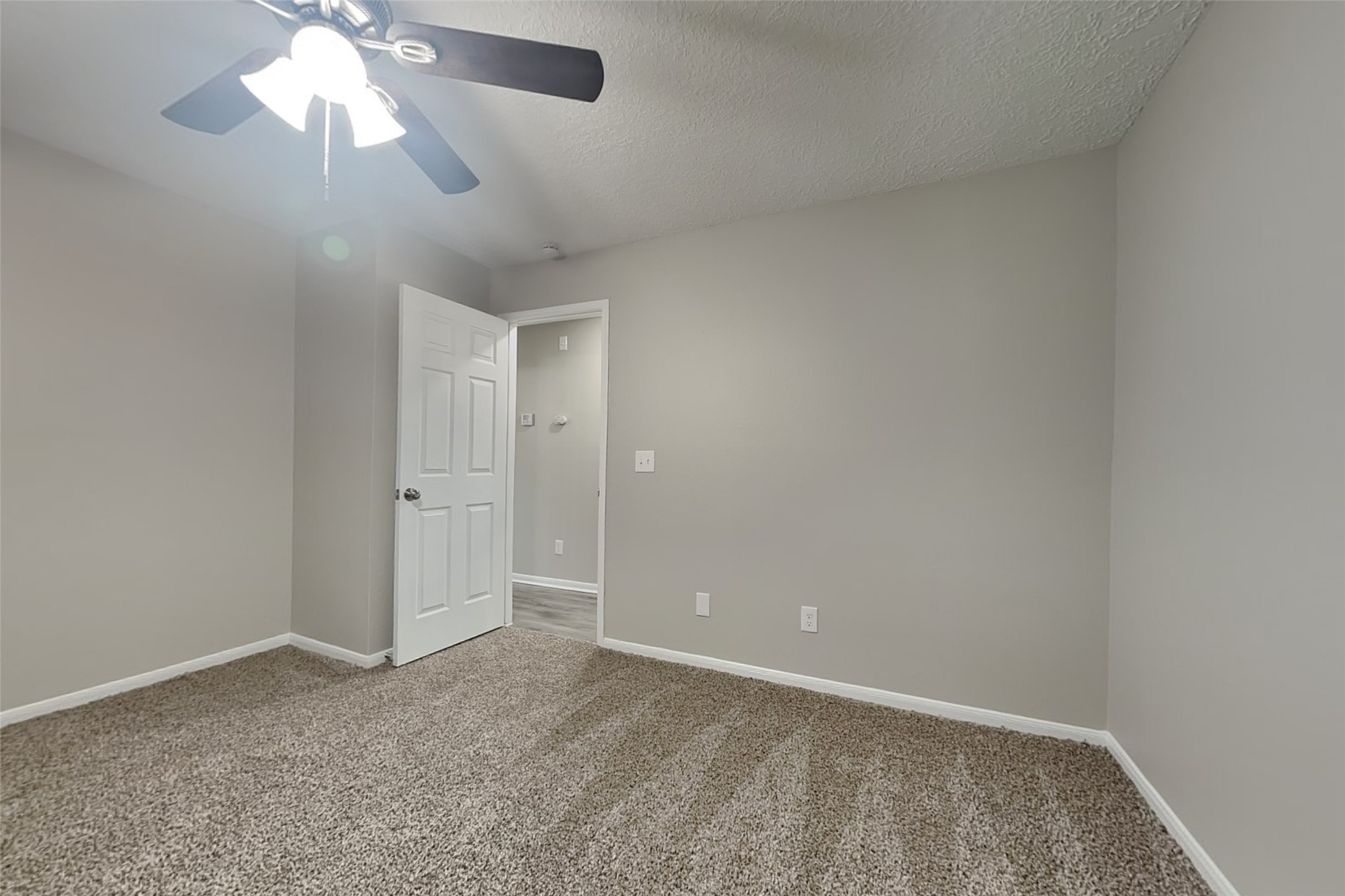 5 Regency Court Conroe, TX 77304 - Photo 14 of 22