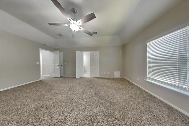 $2,145 | 5 Regency Court, Conroe, TX 77304