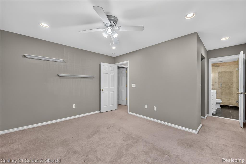 3813 Rochester Road Royal Oak, MI 48073 - Photo 26 of 42