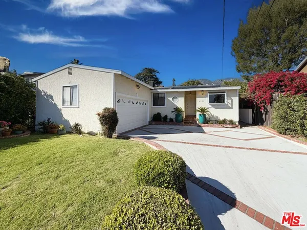 $1,500,000 | 2537 Fairmount Avenue, La Crescenta, CA 91214