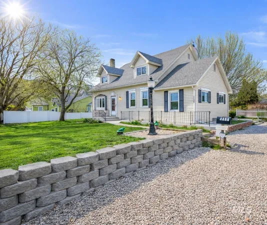 $699,900 | 1158 South Powerline Road, Nampa, ID 83686