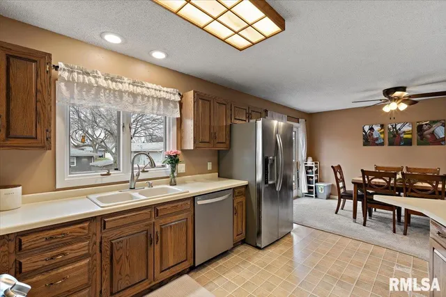 $255,000 | 502 West 11th Street, Rock Falls, IL 61071