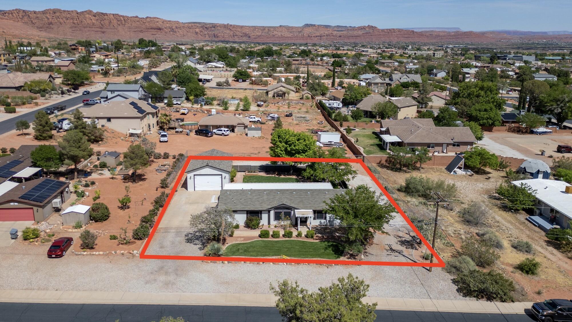 264 North 100 West Ivins, UT 84738 - Photo 3 of 34 264 N 100 W-005-PL