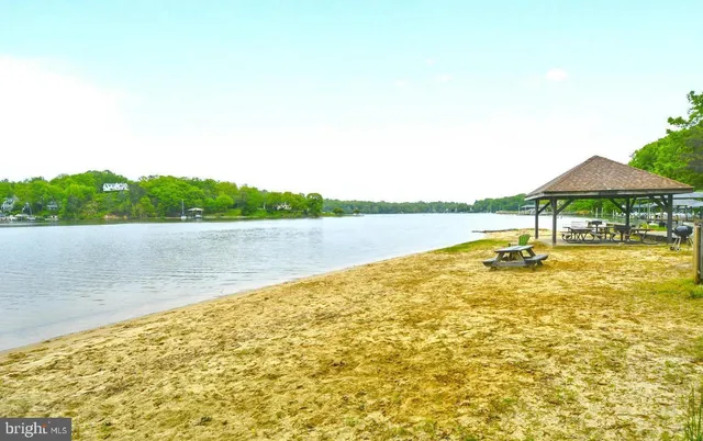 $399,900 | 1158 Blue Bird Lane, Crownsville, MD 21032