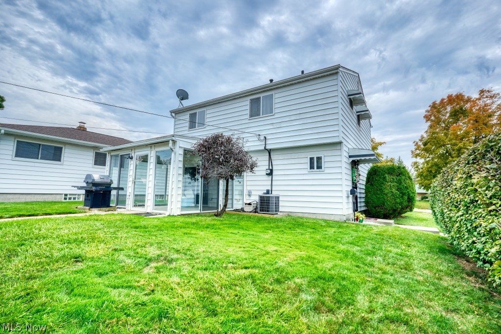 396 Skyview Road Cleveland, OH 44109 - Photo 33 of 35 Gallery Image 33