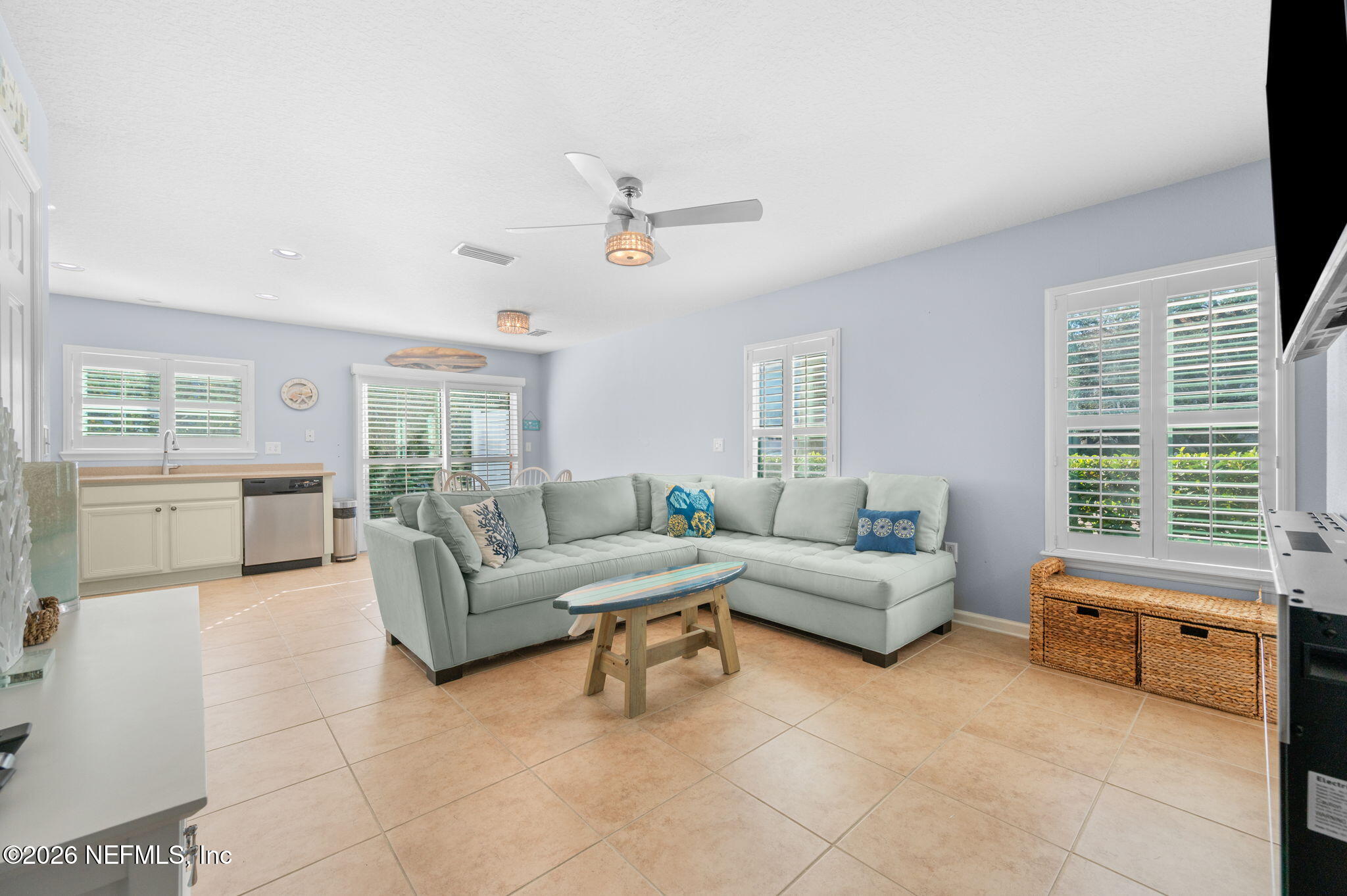 12 Islander Court St. Augustine, FL 32080 - Photo 17 of 53 a living room with furniture and a large window