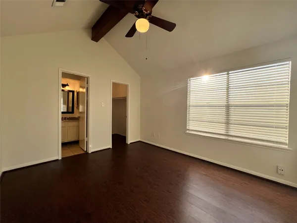 $1,350 | 9901 Sharpcrest Street, Unit L10, Houston, TX 77036