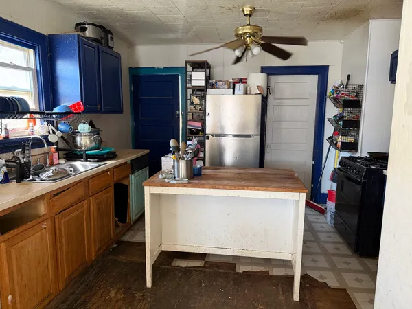 $60,000 | 229 North 6th Avenue, Kankakee, IL 60901