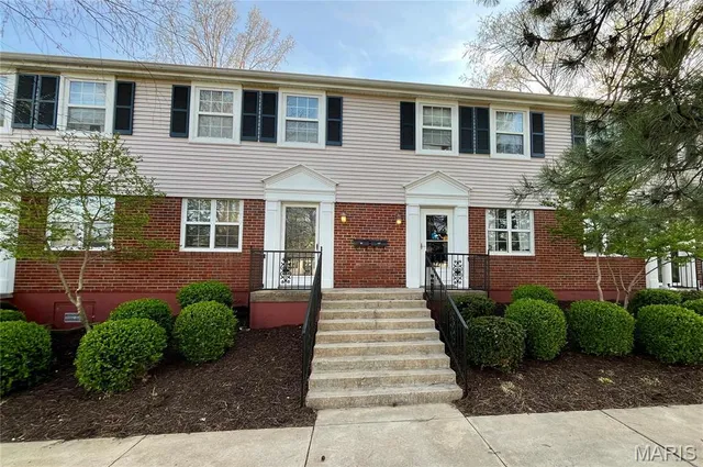 $157,900 | 1504 Swallow Drive, St. Louis, MO 63144