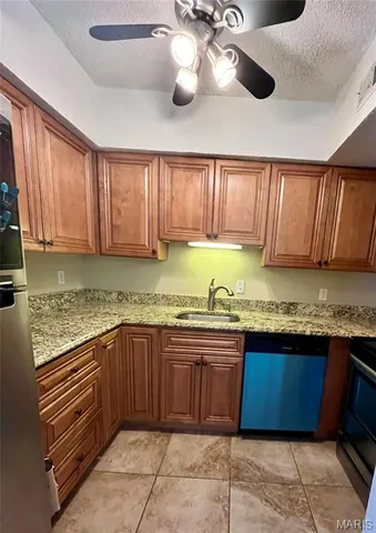 $157,900 | 1504 Swallow Drive, St. Louis, MO 63144