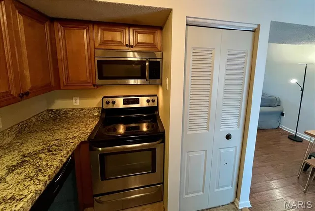 $157,900 | 1504 Swallow Drive, St. Louis, MO 63144