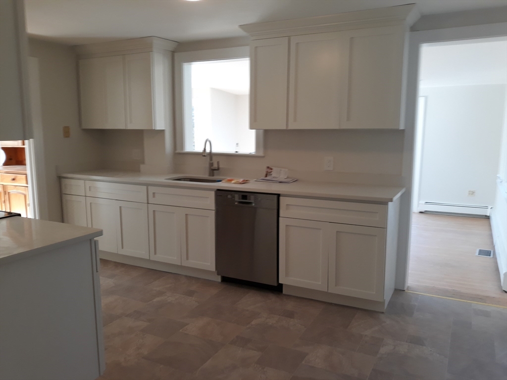 133 Winslow Road, Unit 133 Waban, MA 02468 - Photo 13 of 27