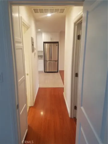 $2,900 | 2517 Foothill Boulevard, La Crescenta, CA 91214