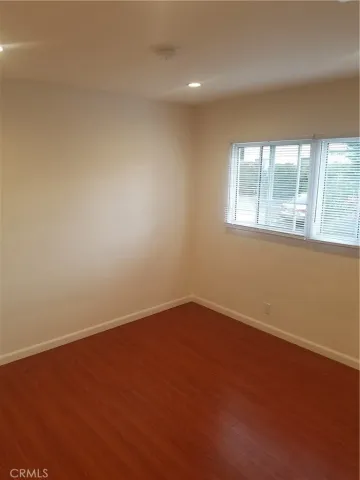 $2,825 | 2517 Foothill Boulevard, La Crescenta, CA 91214