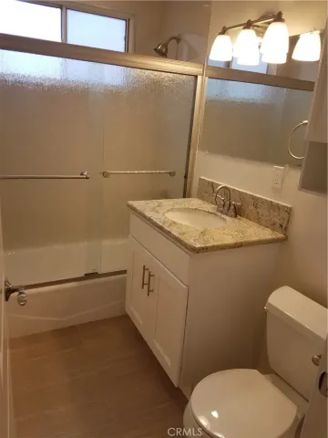 $2,900 | 2517 Foothill Boulevard, La Crescenta, CA 91214