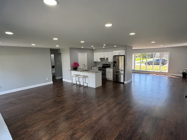 $374,000 | 4655 Ashburton Place, Sterling Heights, MI 48310