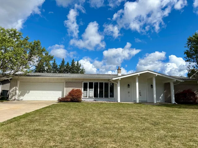 $374,000 | 4655 Ashburton Place, Sterling Heights, MI 48310