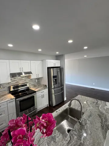 $374,000 | 4655 Ashburton Place, Sterling Heights, MI 48310