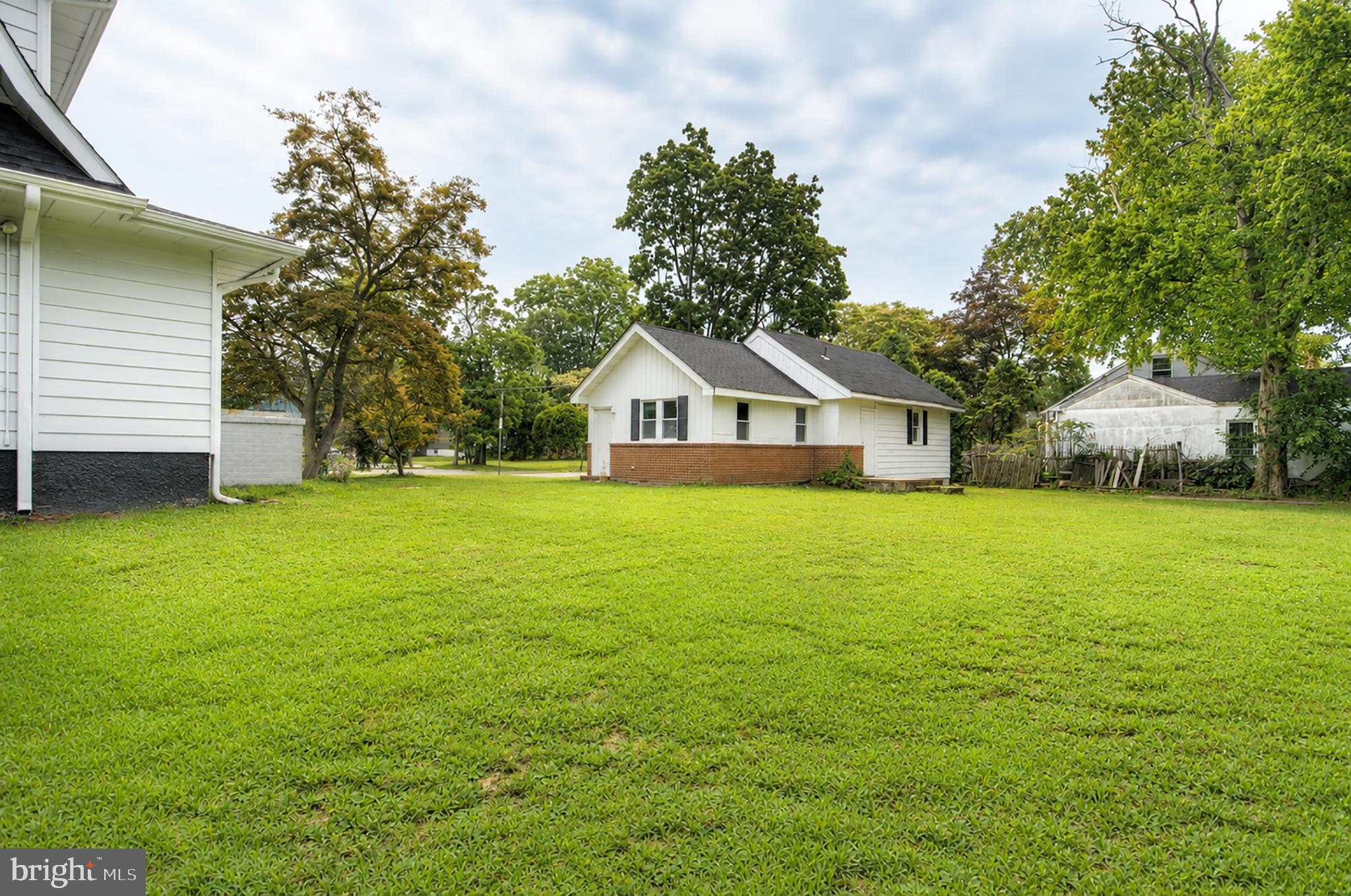244 Gibbsboro Road Clementon, NJ 08021 - Photo 5 of 46