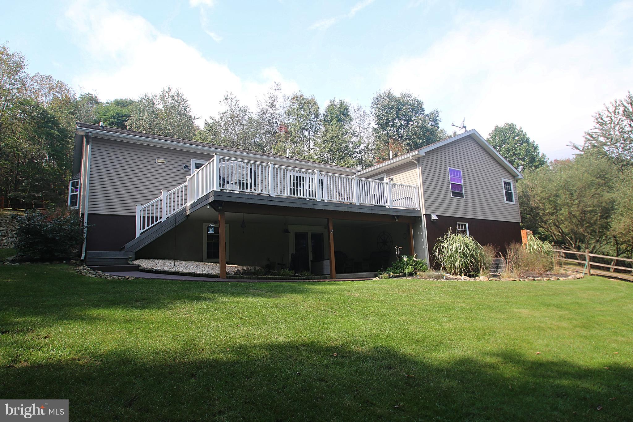 164 Hardt Hill Road Bechtelsville, PA 19505 - Photo 28 of 46 Rear